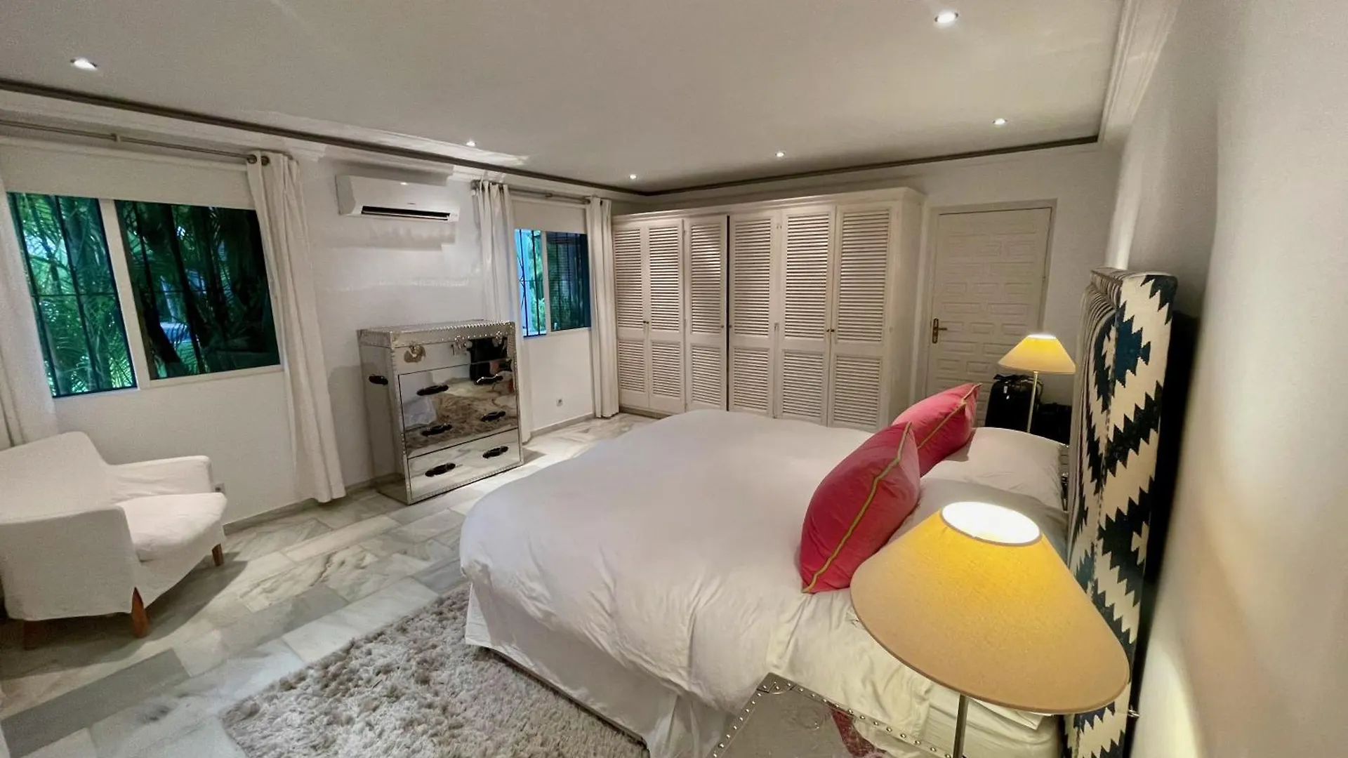 Villa In A Palm Tree Plantation Marbella 0*,